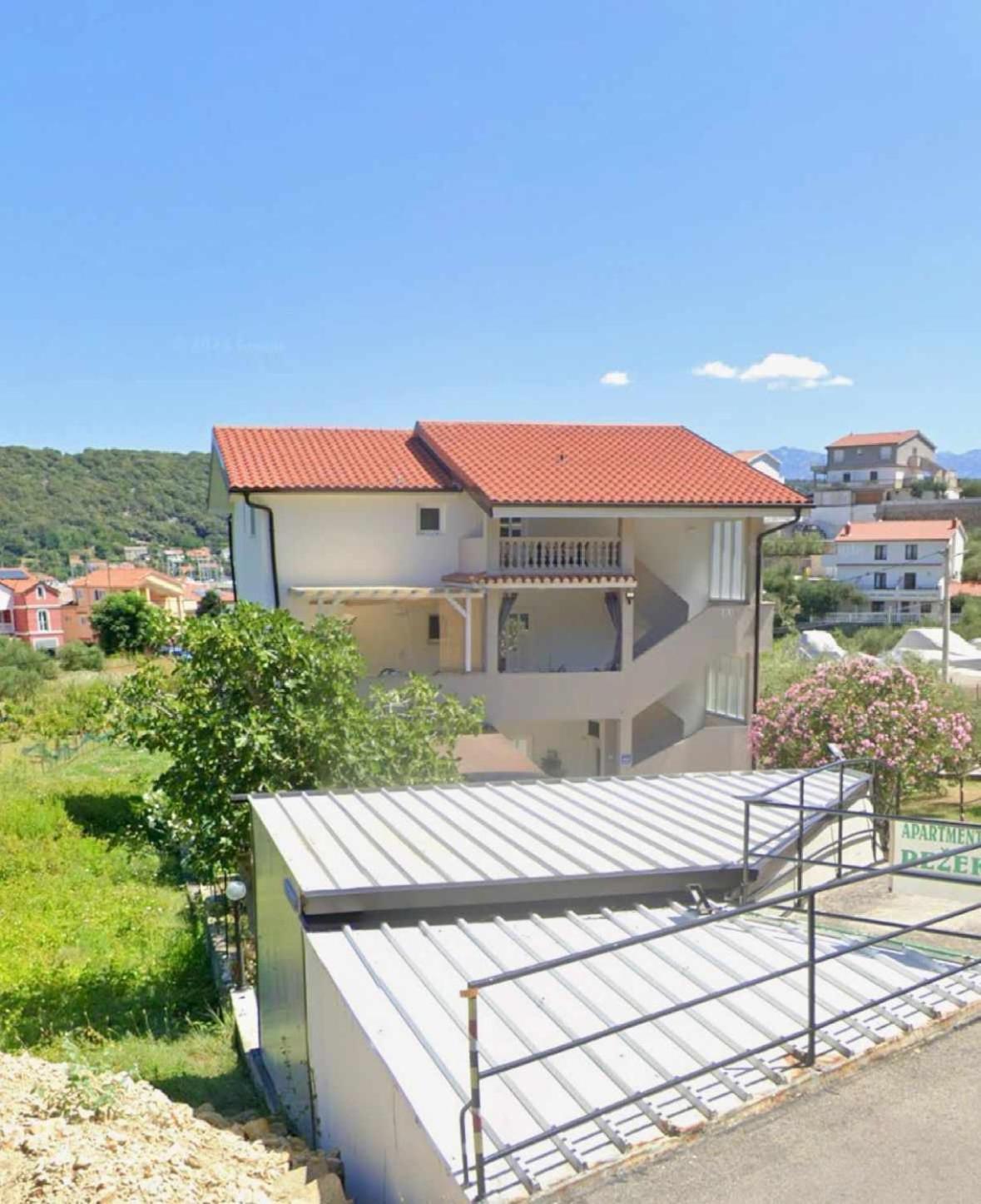 Apartments Rezek Supetarska Draga Exterior photo
